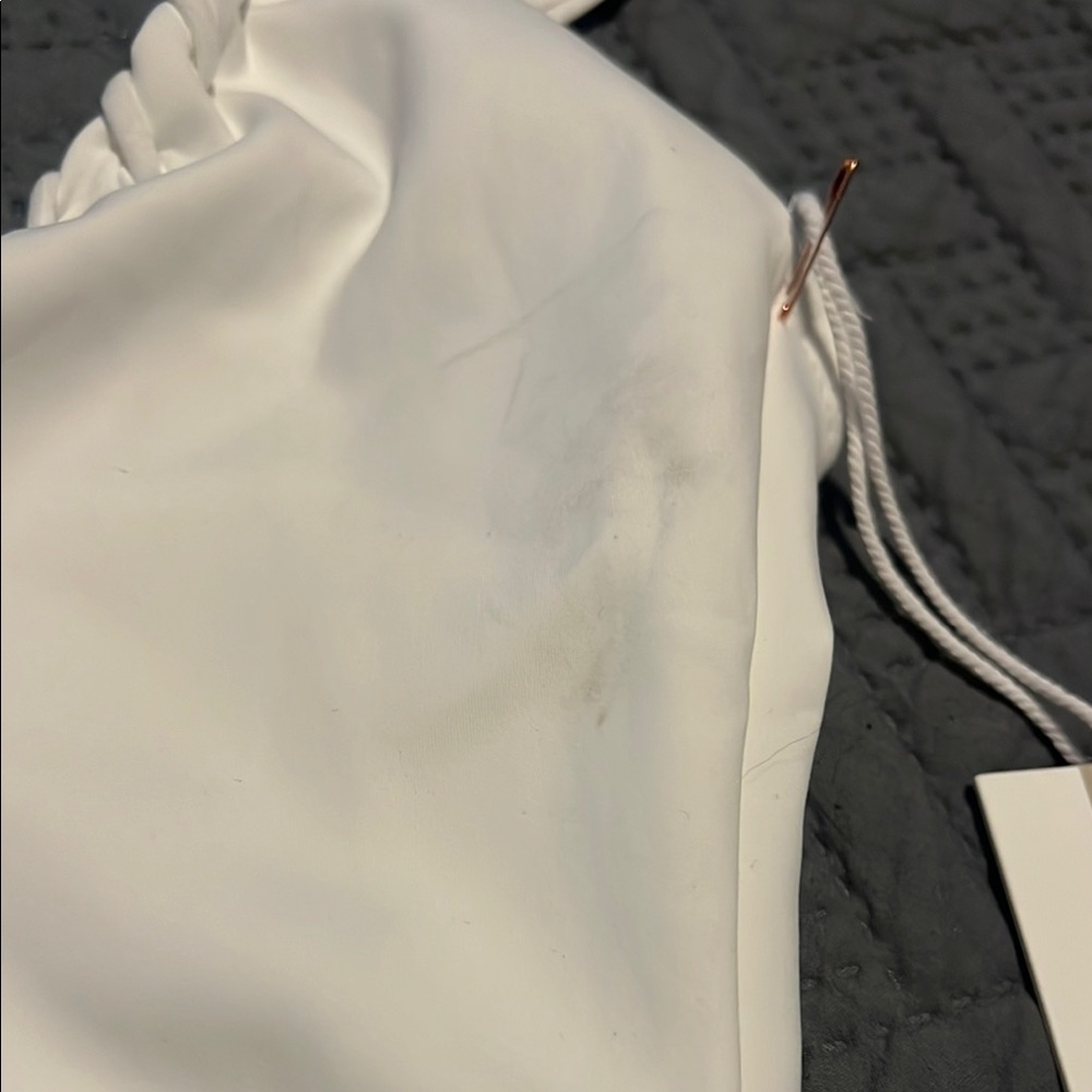 Good American : White One-Piece Swimsuit - XS - Picture 3 of 8